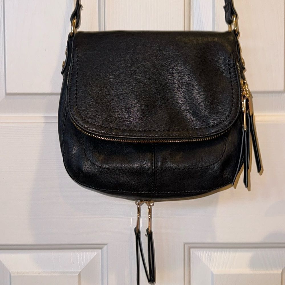 Antik Kraft Black Faux Leather Crossbody Bag | Adjustable Strap Zip Flap Purse - Picture 2 of 13